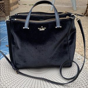 Dawn Place Velvet Small Kona - like new!